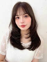 ファナ(fha-na)&nbsp;レイヤーカット ダークグレー 大人ガーリー 似合わせカット 韓国