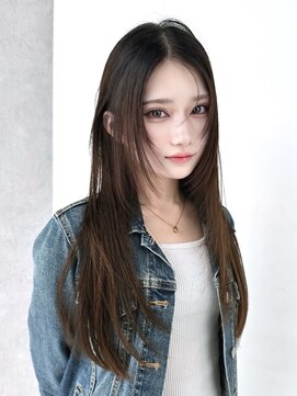 カシュカシュ 表参道(cache cache) 薄め前髪顔まわりレイヤーカットシースルー前髪ハッシュカット