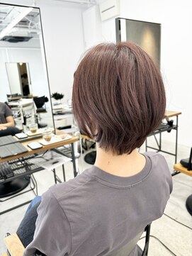 テラス トヨタ(Telasu Toyota) 丸みと軽さと動きのあるショートカット
