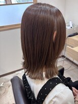 カロン(Kalon) ミディアムヘア