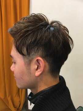 バーバー アカダマ ショートマッシュ