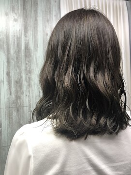 フレーム なんば店(FRAME) 【FRAME なんば】イルミナカラー 「ヌード×オーシャン」