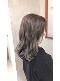 グレージュ