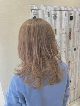 ソルト(Salt) ウルフスタイル×クリーミーベージュ