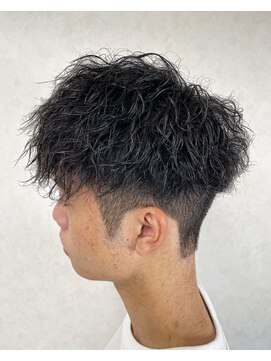 エイル リュクス(Aujua Eir LUXE) 【メンズ】【ツイストスパイラル】【波巻きパーマ】