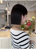 丸くならないぱつっとボブ/暖色