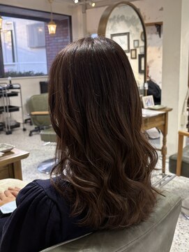 サンバイセライロ 千葉(SAN. by celilo) カール/セミディ/シアーカラー/姫カット/千葉駅