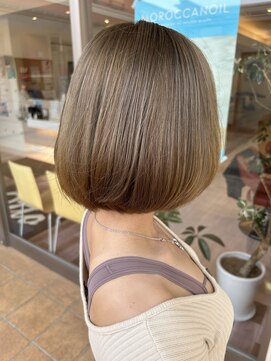 美容室 マルシェ 【岡谷市イルフプラザ1F/美容室マルシェ】_ベージュ