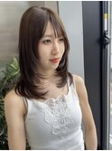 レイヤーカット×ヘーゼルベージュ