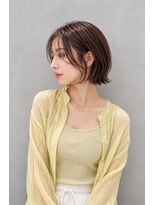ラベルムバイエーケー(La Belleme by AK)&nbsp;ピンクブラウン軽やかショートボブ