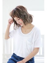 カプリス(caprice) ヌームコア&エフォートレスエアリーカールミディ