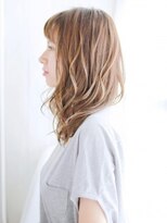 ナル 白山神社参道通り店(nalu)&nbsp;ウェットな質感の細巻きウェーブカール