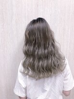 リー 京橋(Lee)&nbsp;【lee 京橋】Wカラー×デザインカラー×グレージュ