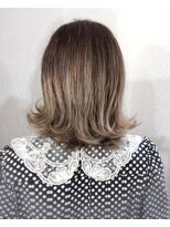 メロウ ヘアデザイン(Melloww hair design)&nbsp;外はねホワイトベージュ