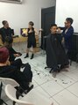ハイヤマカシ(HAIYAMAKASHI) オーストラリアのセミナーでは、地元の美容学校で教えてきました