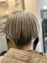 ツムグ 代官山店(TUMUGU) 大人可愛い白髪ぼかし脱白髪染めビビッドカラーショコラベージュ