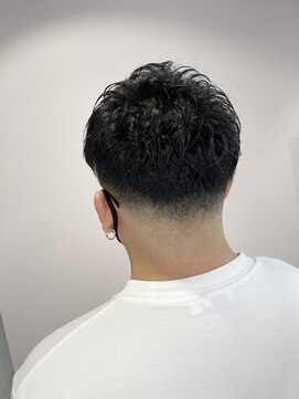 リーオオサカ(Lee Osaka) 【Lee大阪店】スキンフェード/新出奈津樹