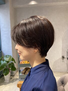 シー(shhhh..) 大人ショートスタイル