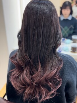 ラウレア(LAULEA) グラデーションカラー/裾カラー/毛先カラー/ピンクカラー/カラー