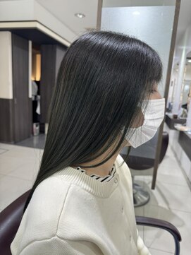 クロップ エス 茅ヶ崎本店(crop es) 20代　ケアカラー　オリーブ