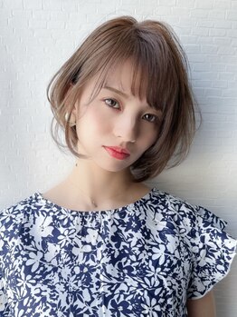 サラ 新道店(SALA)の写真/スタンダードな白髪染めから、白髪を生かしたオシャレハイライトなど、幅広いグレイカラーをご提案！