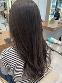 アッシュグレージュ
