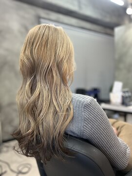 クラッチバイシオンアグリゲイト(CLUTCH by Zi-on aggregate) エンドカラー