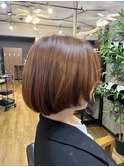 顔まわりレイヤーボブ