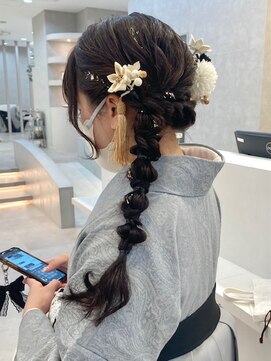 ヴィサージュアクト(VISAGE a.c.t) 編みおろしアレンジ