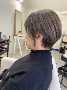 シャワ(CHAWA) 白髪ぼかしハイライトショート