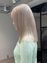 ラック 表参道(LUCK)&nbsp;ホワイトベージュ/ベージュ/ケアブリーチ/ブリーチ/20代