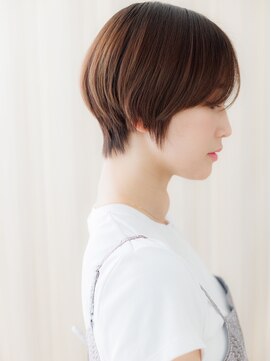 カバーヘア ブリス 志木南口駅前店(COVER HAIR bliss) アシンメトリーかきあげ前下がりショートTd120代30代40代