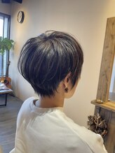 タックヘアーデザイン(Tack hair design)
