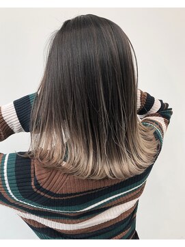 アライブ キチジョウジ(ALIVE Kichijoji) ALIVE吉祥寺 バレイヤージュアッシュブラウンベージュ外ハネボブ