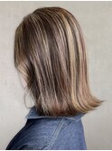 透明感カラー★ハイライトミルクティーベージュ外ハネボブ