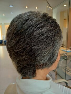 ビューティシモ 東長崎(Beautissimo) グレイヘア