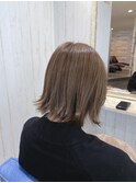 アッシュベージュ×外ハネボブ