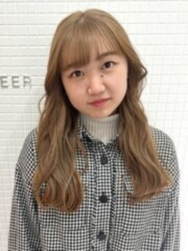 シア 新越谷店(SHEER) ミルクティーベージュ