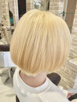 グランデュール 東静岡池田店(GRANDEUR)&nbsp;ダブルカラーミルクティーベージュカラーケアブリーチ韓国ボブ