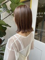 ラベストオイケ(LOVEST OIKE)&nbsp;外ハネミディアムストレート/Erika