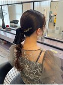 結婚式お呼ばれヘア金箔×黒リボン