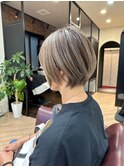 白髪ぼかし/イメチェンヘアスタイル/前髪カタログ/ショートボブ