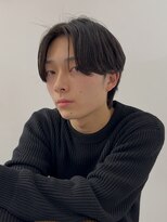 キサイ バズ(kisai BUZZ)&nbsp;kisaiBUZZ＊岬　ナチュラルパーマ/センターパート