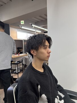 ヴィ 大宮(Vii) 神田脩弥/センターパート/ツイストスパイラルパーマ/大宮