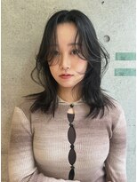 ダンボ(DUMBO)&nbsp;艶カラー　暗髪　エアリーカット　レイヤーカット