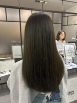 ノーム バイ アウラ(norm. by aura)&nbsp;オリーブベージュ　ニュアンスカラー　透明感カラー