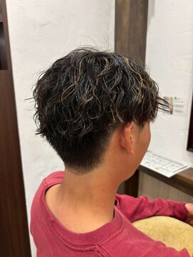 アミリー ひたち野うしく店(Amily) メンズパーマダブルカラーケアブリーチトリートメント