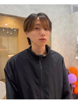 ジーナ 札幌(Zina) シースルー毛流れスタイル