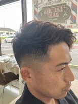 ヘアサロンナンバーワンクラブ上和田本店&nbsp;サーフカール×フェードカット