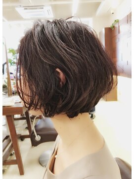 キアラ(Kchiara) ダメージレスのボブパーマ【ヒガシタダシ】